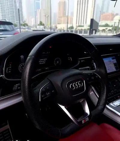 صورة 6 لـ 2020 AUDI Q8