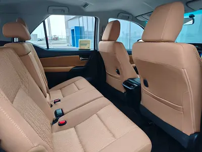 2019 Toyota FORTUNER 照片 15