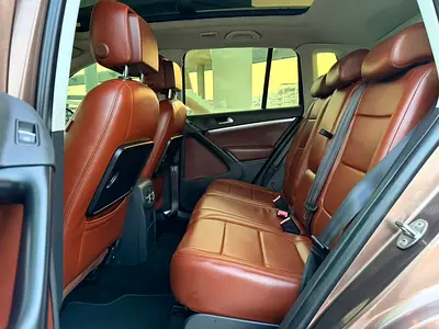 2015 Volkswagen TIGUAN — миниатюра 9