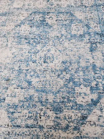 Light Blue Distressed Modern Area Rug - 160x230cm (approx)
