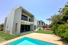 Private Pool | Available now | Large plot