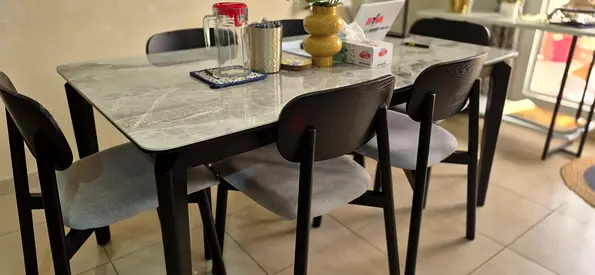 Dinning table