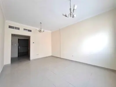 Lavish 2-BHK ! With🚗Parking ! GYM & POOL ! Master Bed ! Closed Hall ! Opp Park ! Family Bldg ! 📍P