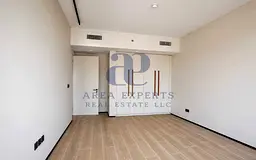 High Floor Unit with Parking | Unfurnished 1 BR