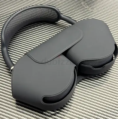Used Apple AirPods Max 2 Midnight Color with Case For Sale