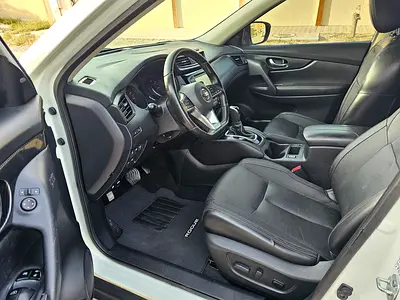 2017 Nissan ROGUE — фото 10