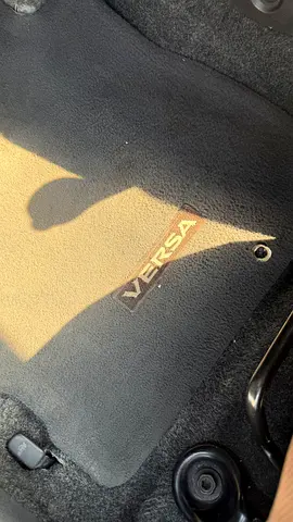 2019 Nissan VERSA 照片 7