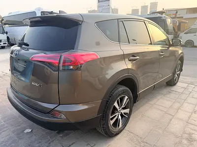 2017 Toyota RAV 4 照片 6