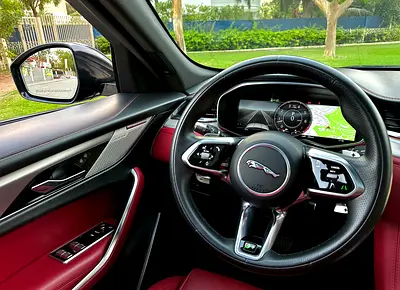 2021 Jaguar F-PACE — миниатюра 19