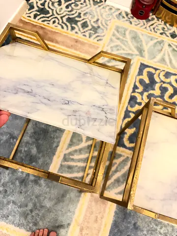 Set of 2 Marble-Top Side Tables with Gold Metal Frame
