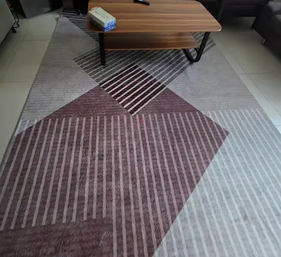 Modern Geometric Pattern Area Rug
