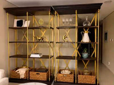 Pair of Gold Metal & Dark Wood Open Display Shelves - Excellent Condition For Sale – 2 Luxurious Dis