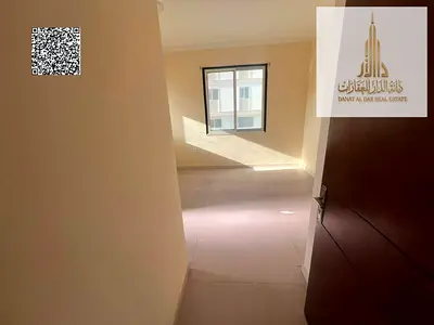 بناية استثمارية بدخل ثابت للبيع في الحليو