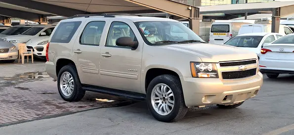 2011 Chevrolet TAHOE — фото 3