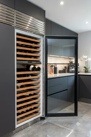 Sub-Zero Wine Cooler Refrigerator – Excellent Condition | Premium Wine Storage