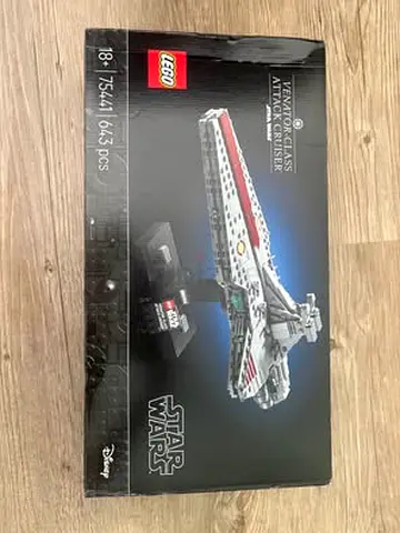 BARGAIN BRAND NEW LEGO 75441 STAR WARS VENATOR CLASS ATTACK CRUISER