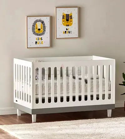 Juniors Madison 3-in-1 Convertible Crib / bed with Mattress