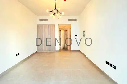 Spacious Unit | Prime Location | Ready To Move In