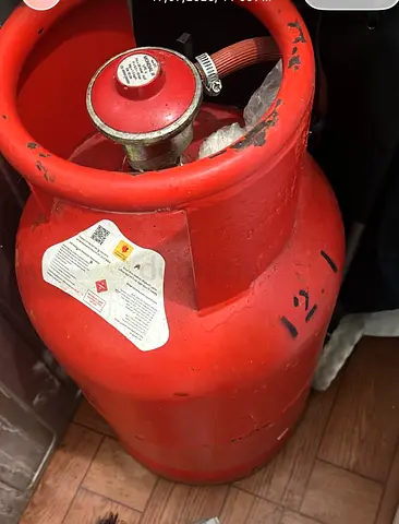 Refillable LPG Gas Cylinder (Red) - Good Condition