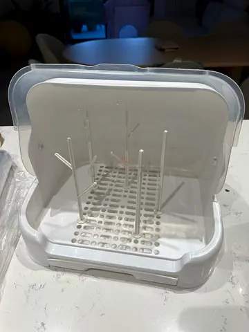 Baby Bottle Drying Rack with Cover – Excellent Condition