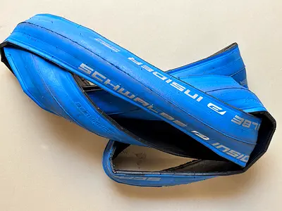 Cycling roller tyres