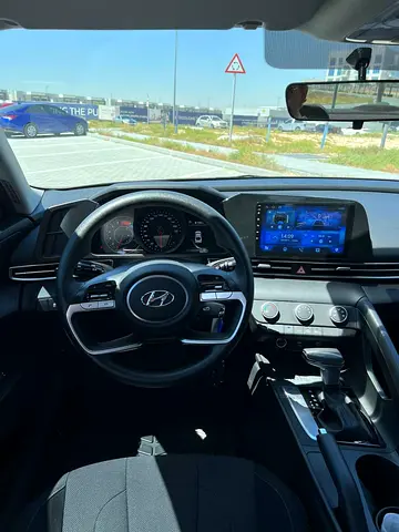 2023 Hyundai ELANTRA 照片 4