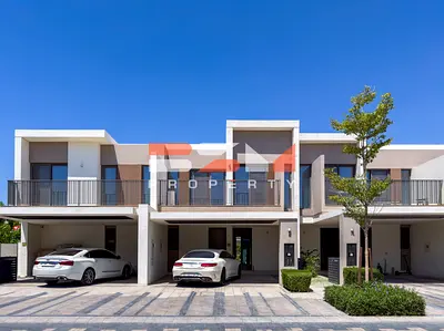 Available Now | 1 Cheque | Walk to Pool & Park
