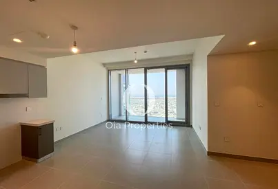 Brand New | High Floor | large layout | Sea View