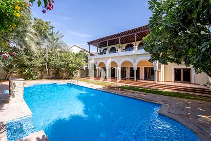 Private Pool | On Park | Large Plot | Prime Area