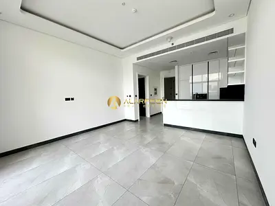 Premium 1 BR | Prime Location | Great Amenities
