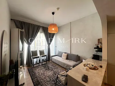 Renovated I Fully Furnished I Pool View