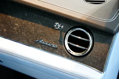 صورة 13 لـ 2025 Bentley AZURE