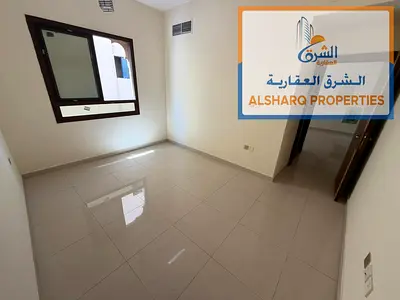 شقة مضيئة بتكييف مركزي وموقع مميز في كورنيش عجمان