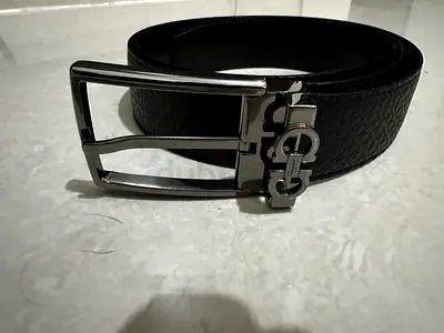 Salvatore Ferragamo Classic black leather men's belt with metal buckle