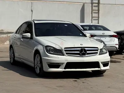 Mercedes-Benz C-Class C300 2010 | American Specs | Well Maintained