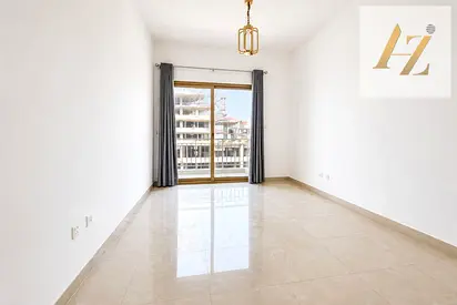 Unfurnished 1bhk | Prime Location | Vacant