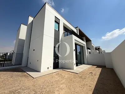 Corner Unit | 4BR + Maid Villa |Single Row