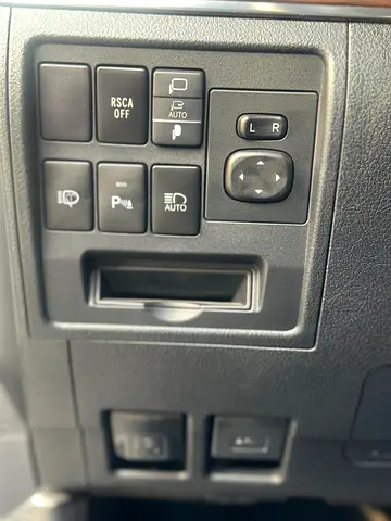 2018 Toyota LAND CRUISER — фото 15