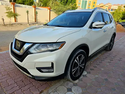 2017 Nissan ROGUE — фото 3