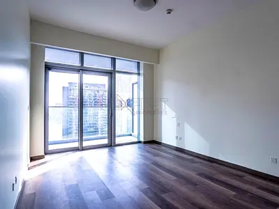 Canal & Balcony View | Vacant | Spacious Layout