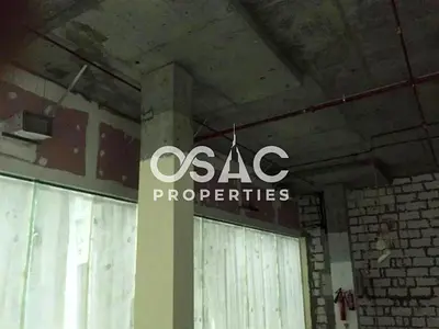 RETAIL | PRIME LOCATION | LARGE LAYOUT