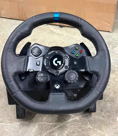 Logitech G923 for Xbox and Pc