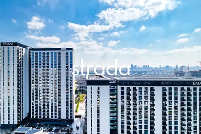 Large Corner Unit | High Floor | Closed Kitchen