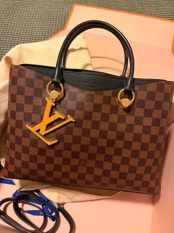 Authentic louis vuitton damier bag - brand new condition