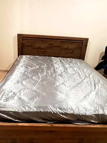 Bed frame for free