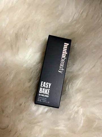 SALE | HUDA BEAUTY Easy Bake Setting Spray – Mini