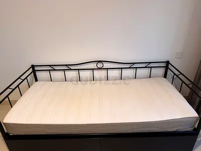 Metal Daybed Frame with Mattress - Single/Trundle Style