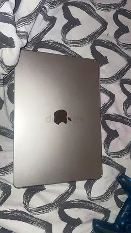 MacBook Air 256gb 13.6 inch 2022 M2