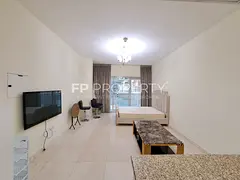Spacious Unfurnished Studio in Safer Tower 2, Business Bay