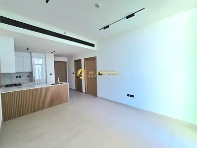 شقة بغرفة نوم واحدة | شرفة في الطابق العلوي | دخول المسبح والنادي الرياضي | JVC Binghatti Azure